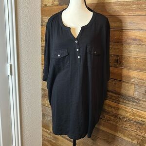 Short sleeve, black pocketed blouse